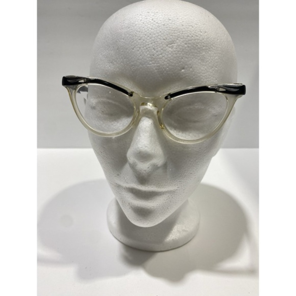 B&L BAUSCH & LOMB Cat Eye 4 1/4-5 1/2 Glasses Spectacles Vintage Lens Sz‎ 20